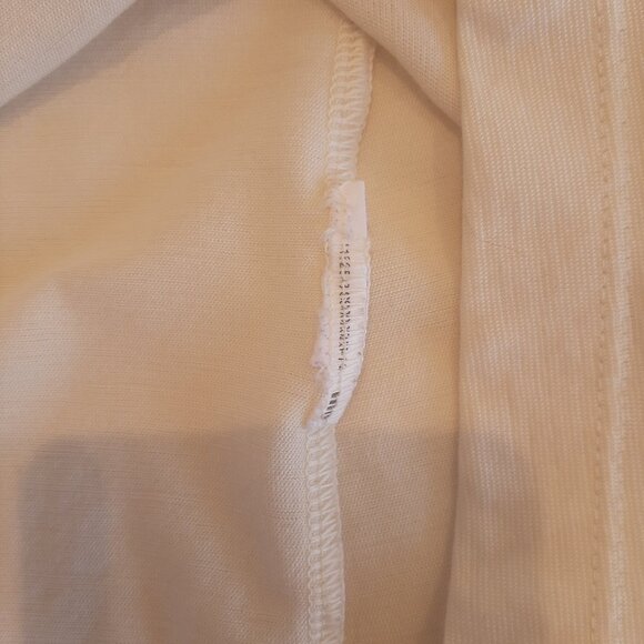 Arc'Teryx Cowl Neck - Short Sleeve T-Shirt - Women's Small - 42% Wool - Picture 6 of 8